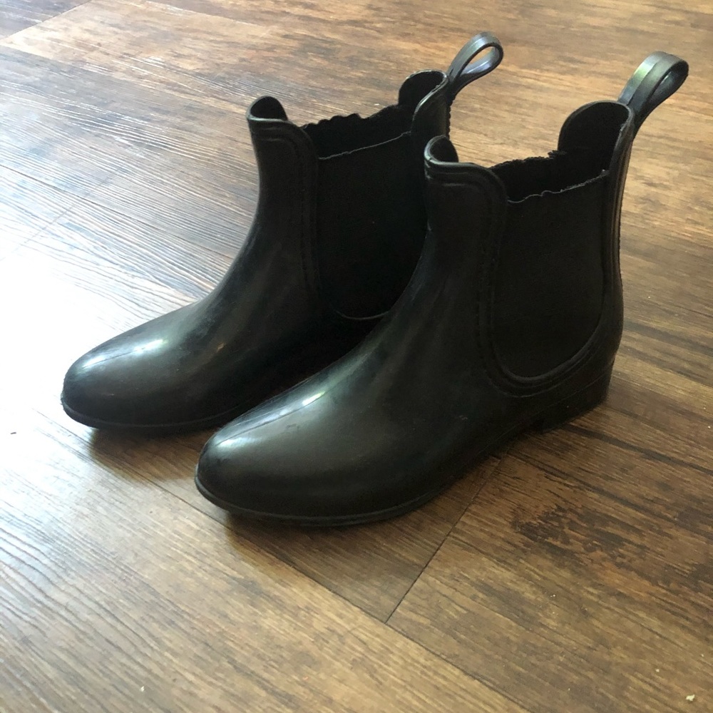 Rubber Chelsea boots